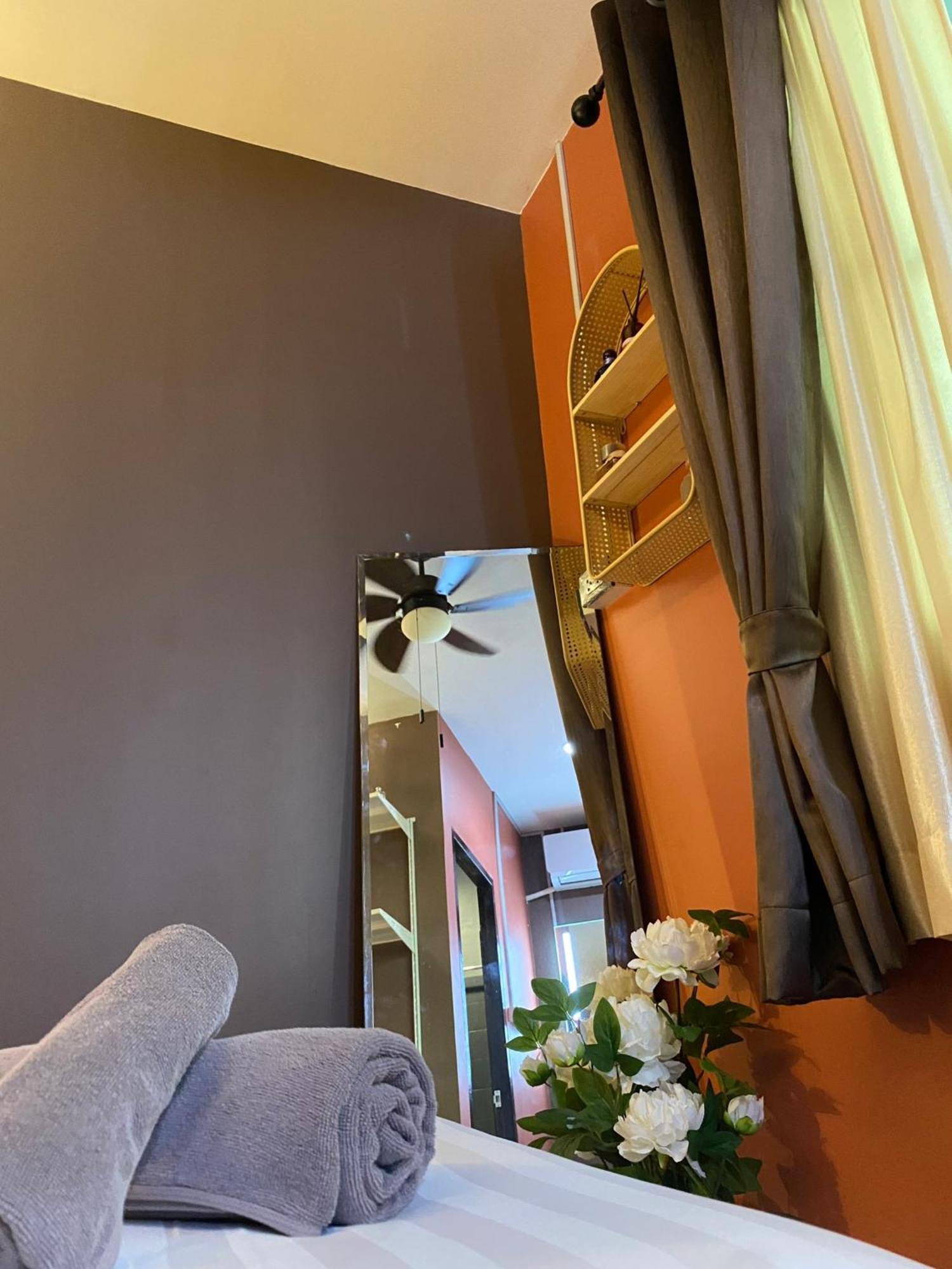 Varietyd-Dayhostel Huahin Exteriör bild